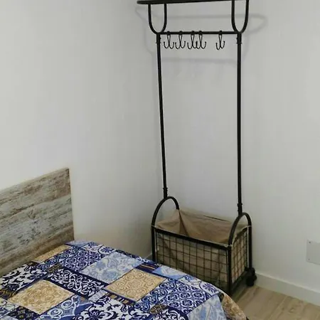 Bright In Gijon 50 M² Near The Beaches شقة